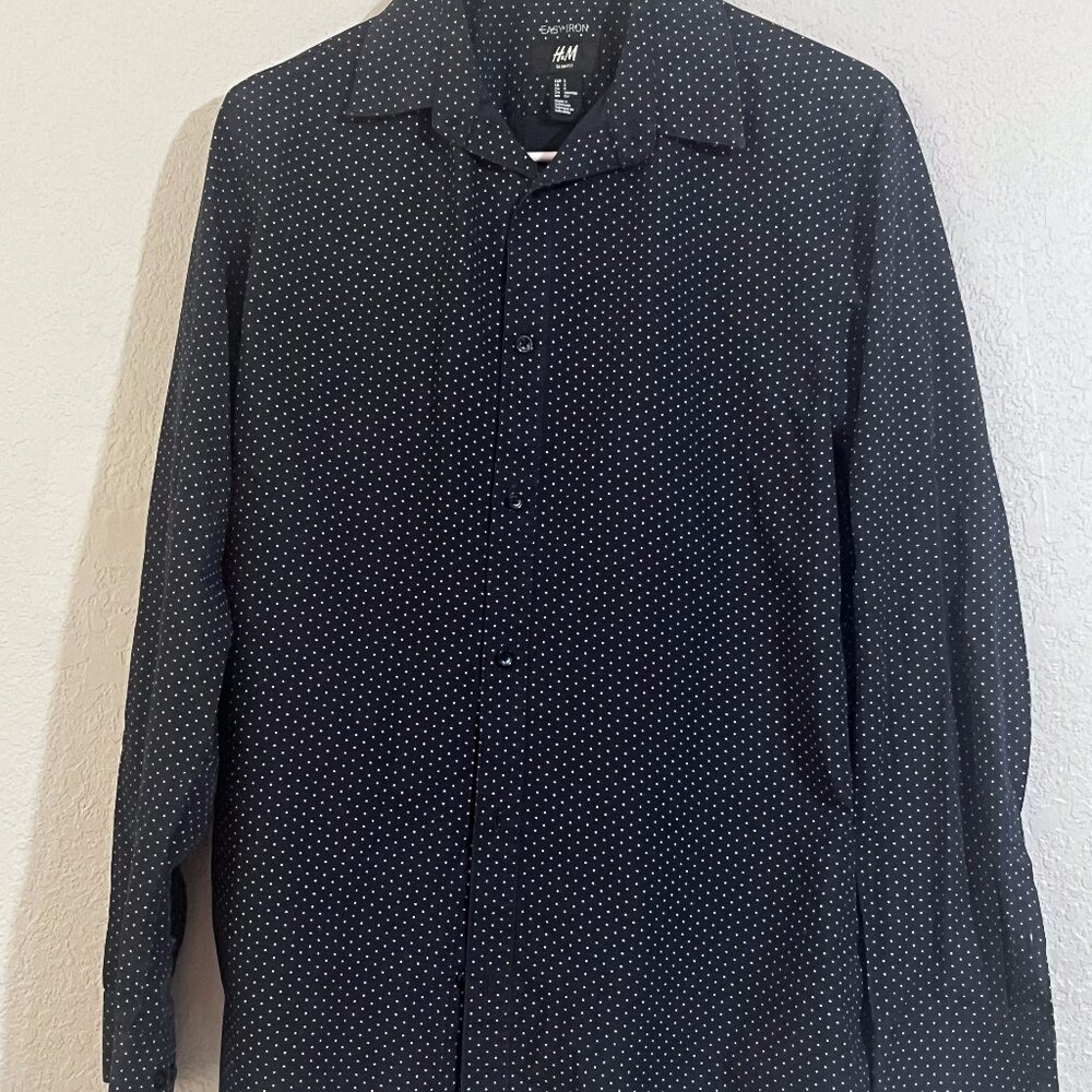 H&M Black Dotted Slim Fit Easy Iron Shirt